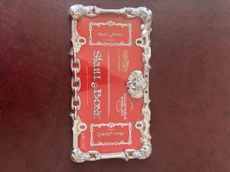 Skull & Bone Chrome License Plate Frame