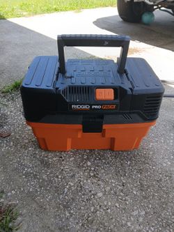 Rigid Pro Pack Shop Vac