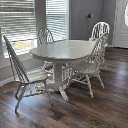Farmhouse sheet dining table, solid wood