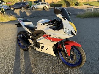 2024 Yamaha R3 ABS