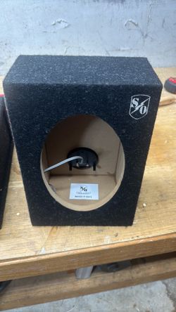 Speaker boxes 6x9