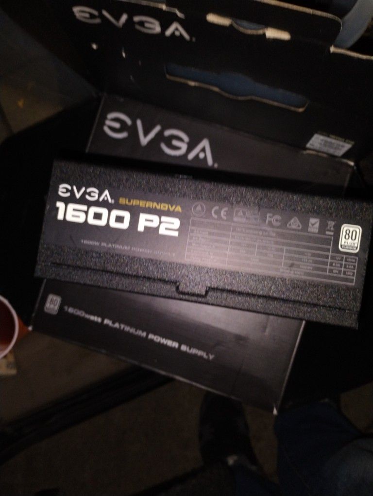 EVGA SuperNOVA 1600 P2, 80+ PLATINUM 1600W, Fully Modular