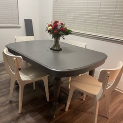 Dining table and Chairs 