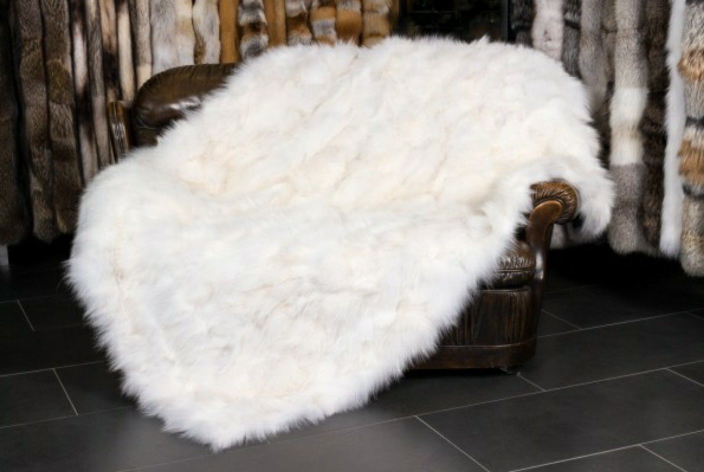 Faux Fur Snow White Luxury Throw Blanket 3'x5'