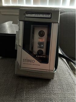 Sanyo M-G75 Stereo Vintage Cassette Player