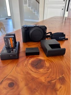 Canon EOS R50 V