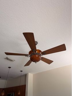 Lámpara y ventilador
