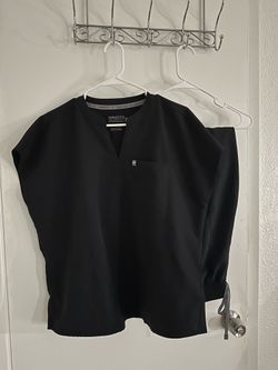 Fabletics scrubs set