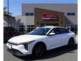 2025 Kia K4