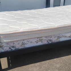 Twin Bed & Frame 40$ OBO+ Bonus Mattress (Yes, FREE. You're Welcome.)