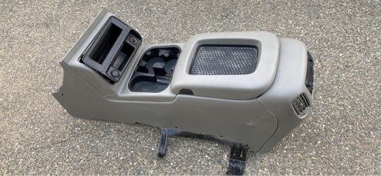 03-07 Chevy Avalanche Silverado GMC Sierra Center Floor Console OEM