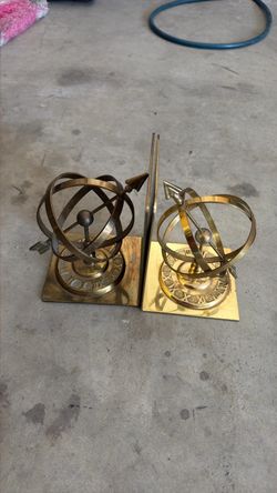 Book ends