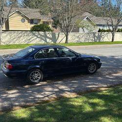 2003 BMW 525i