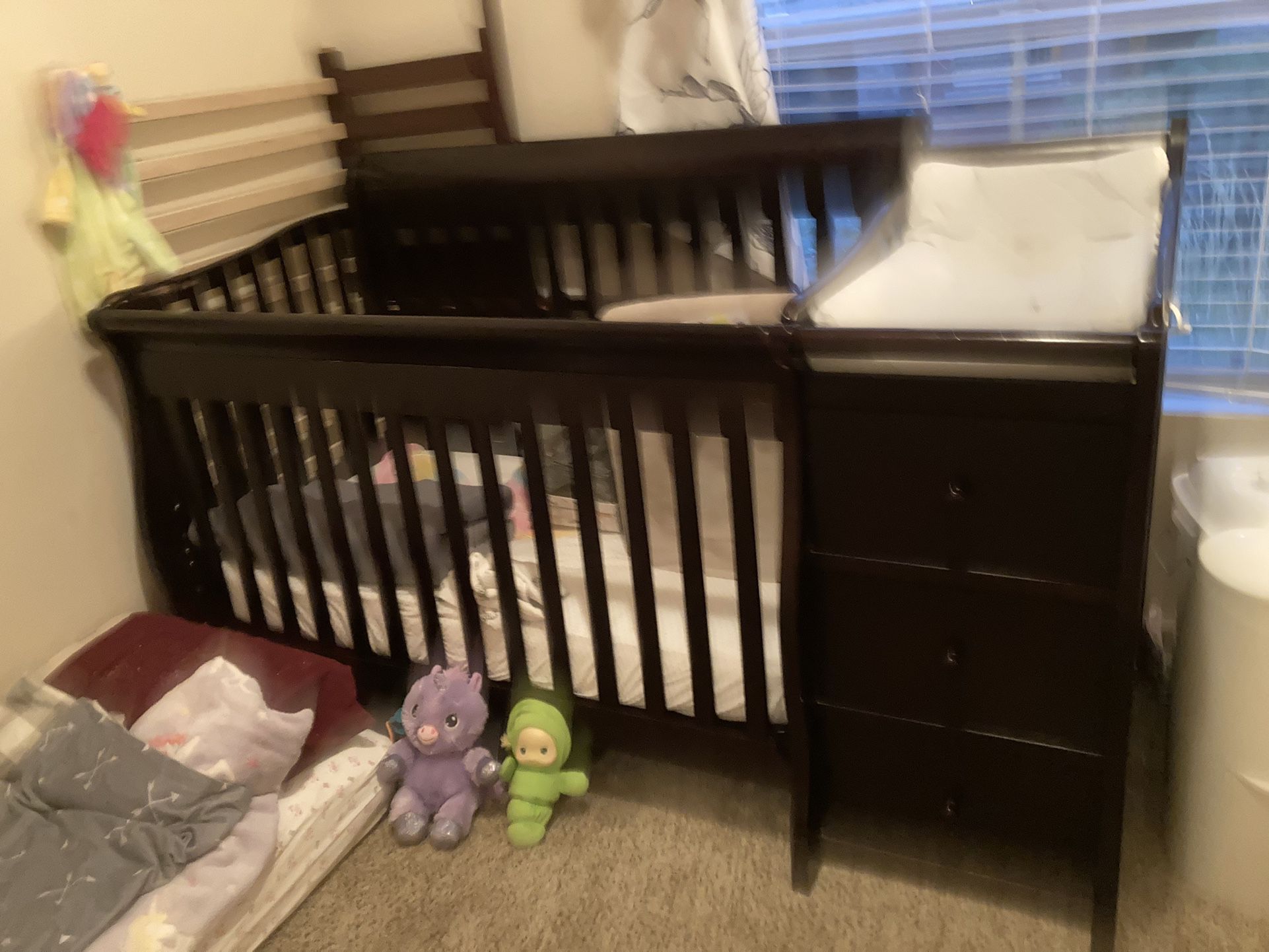 Crib Converts To Toddler Bed OBO