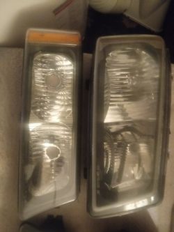 2004 chevy silverado 2500hd head lights and driving lights