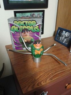 Dr. Octopus Statue New