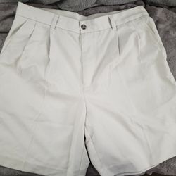 Men's Izod Golf, Casual Shorts, Size 34
