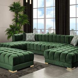 NEW GREEN VELVET SECTIONAL SOFA ! OTTOMAN IS NOT INCLUDED 
