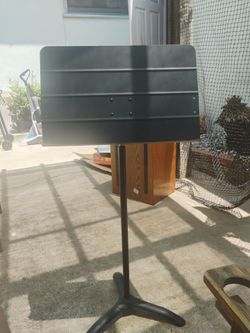 Black music stand