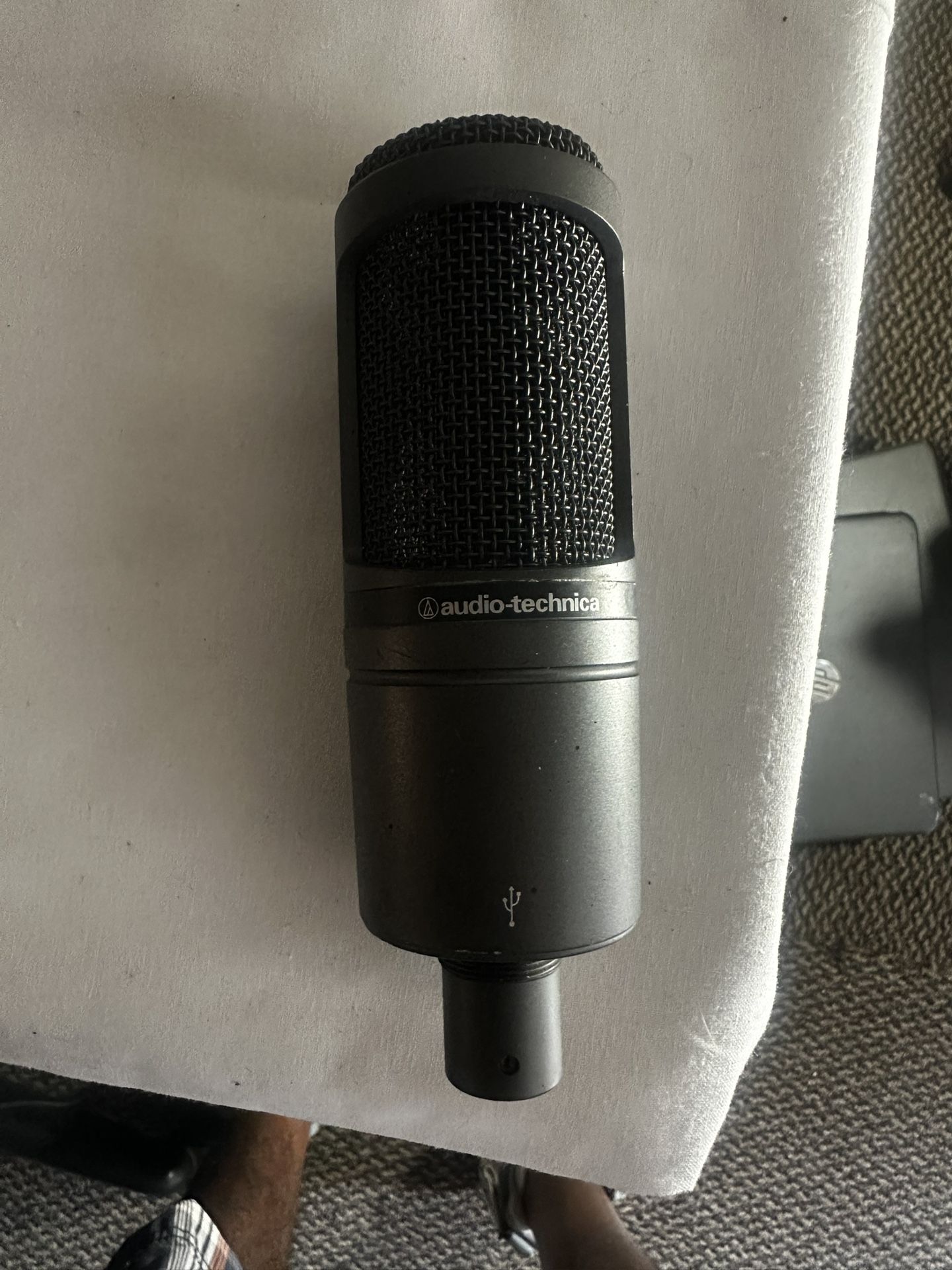 Audio -Technica USB Cardioid Condenser Microphone