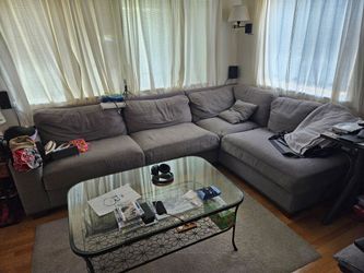Sectional L couch