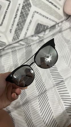 Quay Sunglasses 
