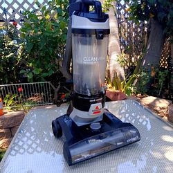 Bissell Clean View - Retractable Cord