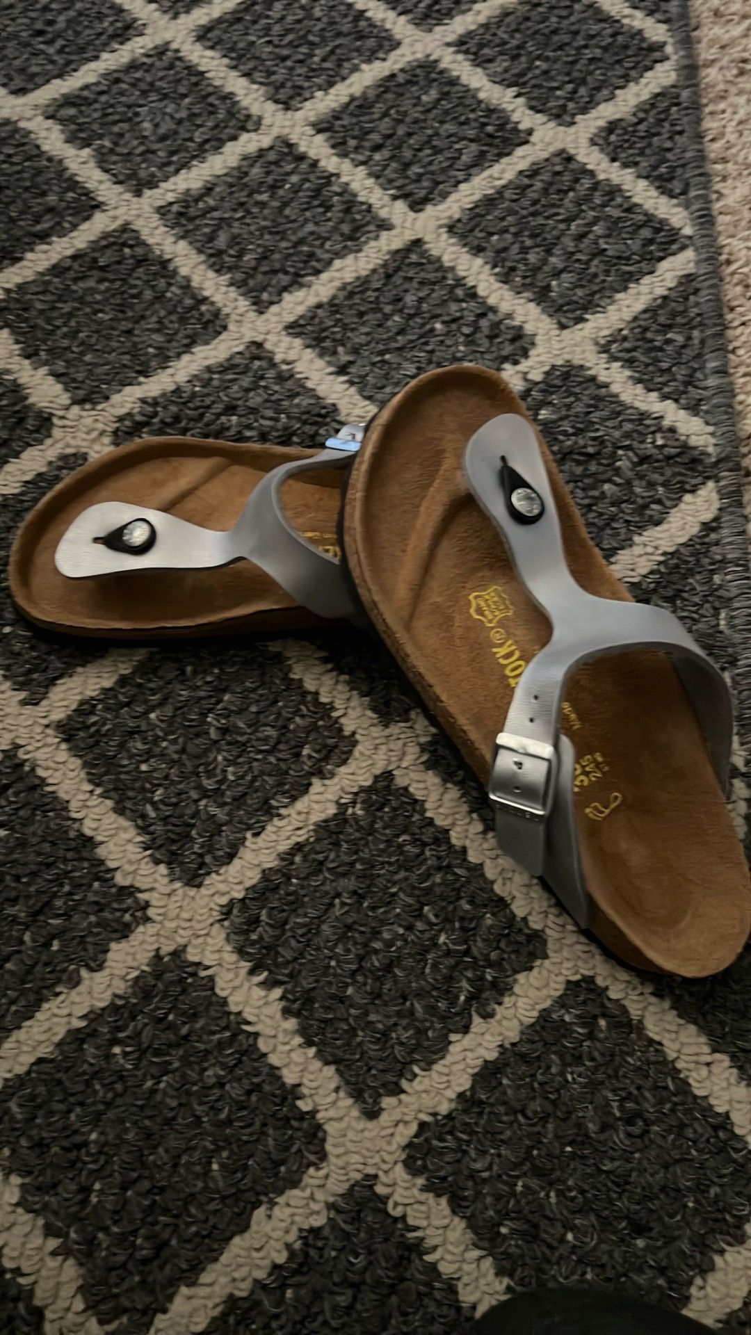 BIRKENSTOCK Gizeh Birko-Flor Gold Thong sandal silver
