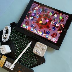 Apple IPad 9th Generation (10.2” Retina /Touch ID /IOS 18/ 2021 Model) 64GB with Pen, Keyboard  & Accessories 