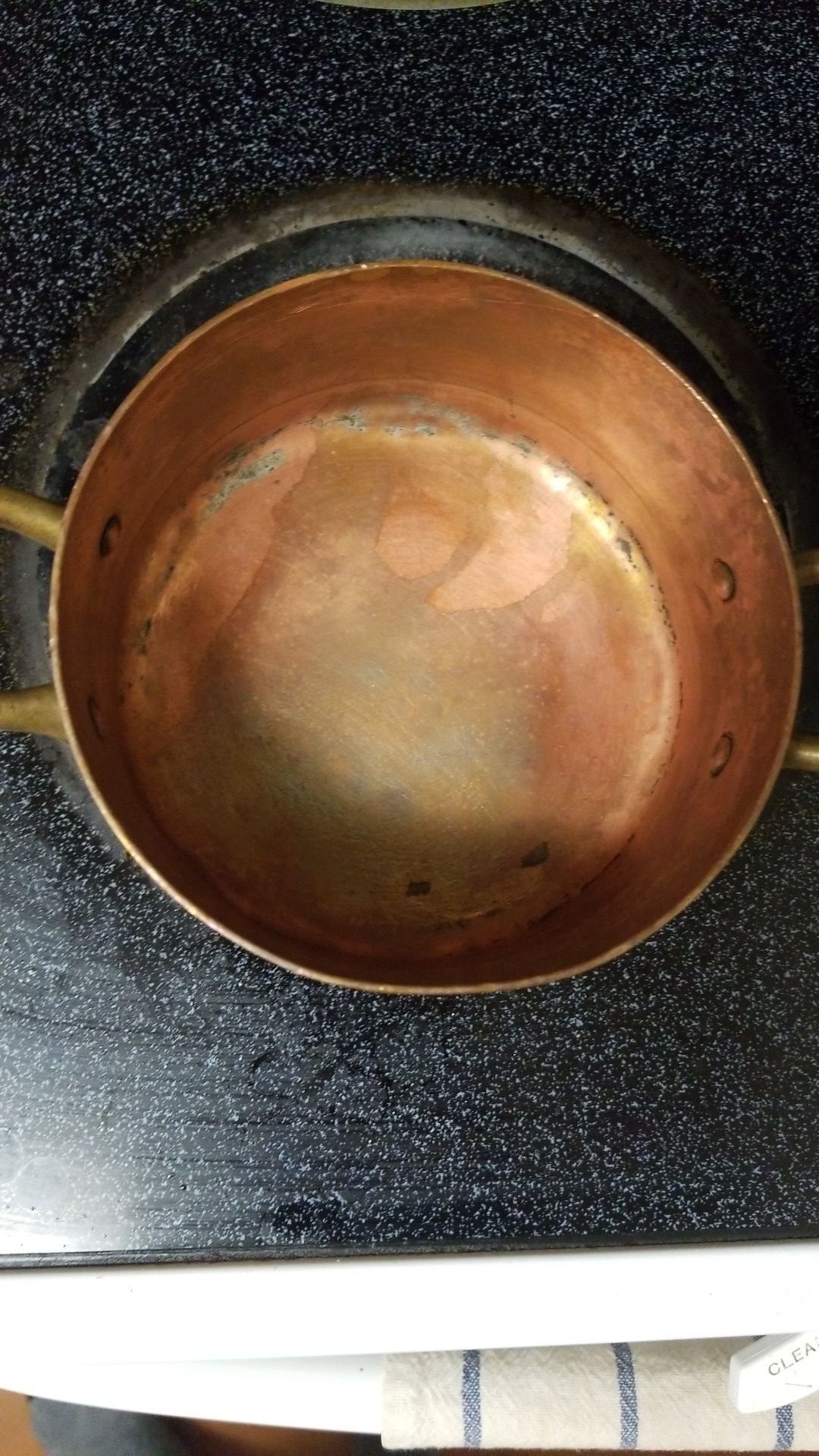 Small copper pot