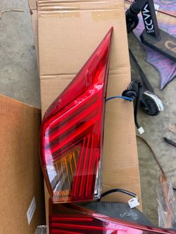 Taillights Lexus is200t 2017