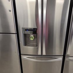 30,33,36in  Stainless Stell Refrigerator Used In Good Condition With 90days Warranty From $799 Up To $850