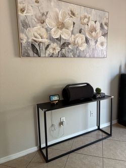 ENTRY WAY TABLE - BLACK