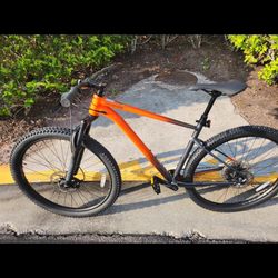 Cannondale Trail SE 3 Hardtail Mountain Bike