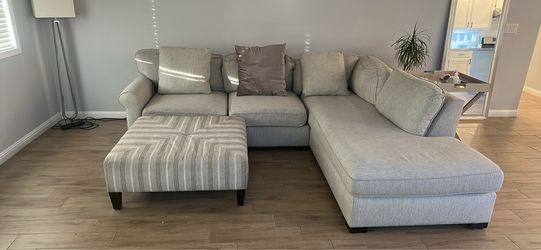 Gray Sectional Sofa with Ottoman