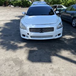 2013 Nissan Maxima