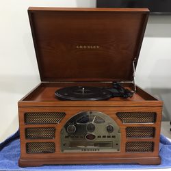 Crosley Radio/Cassette/Disc/Record player