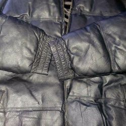 TANNERS AVENUE ITALIAN LEATHER JACKET (SIZE: 2XL/XXL; detachable hood)