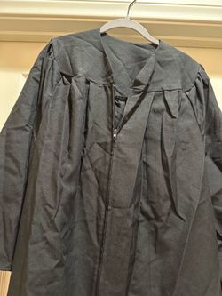 Graduation gown for bachelor/ high school with cap
