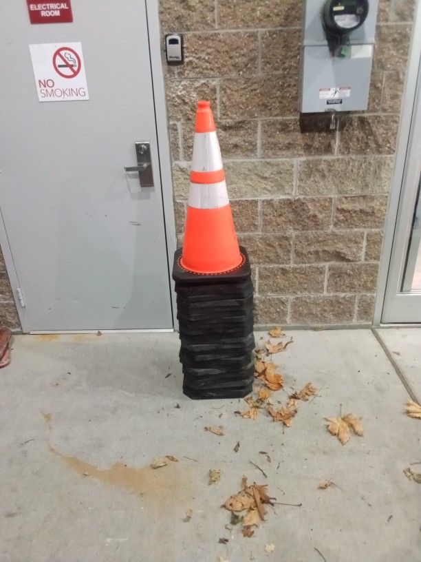 36" Traffic Safety Cones
