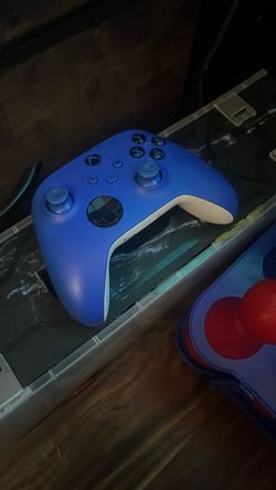 X Box Series S Digital Comes With 2 Controllers N Games I Bought 2k25 N More