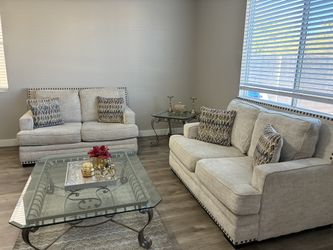 Living Room Set Complete