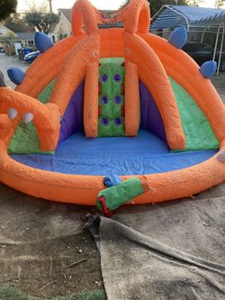 Air blow up water slide