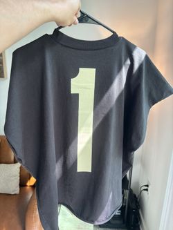 KANYE WEST YEEZY ONE BOX TEE SIZE 1