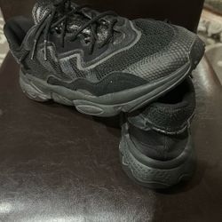 Adidas Originals Ozweego Casual Shoes 'Carbon Black' Men’s Size 11