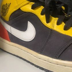 Jordan AirJordan 1 mid