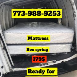 Queen size mattress and box spring super comfy best quality available for pick up and delivery $179 only 🔥🔥🔥🚚🚚