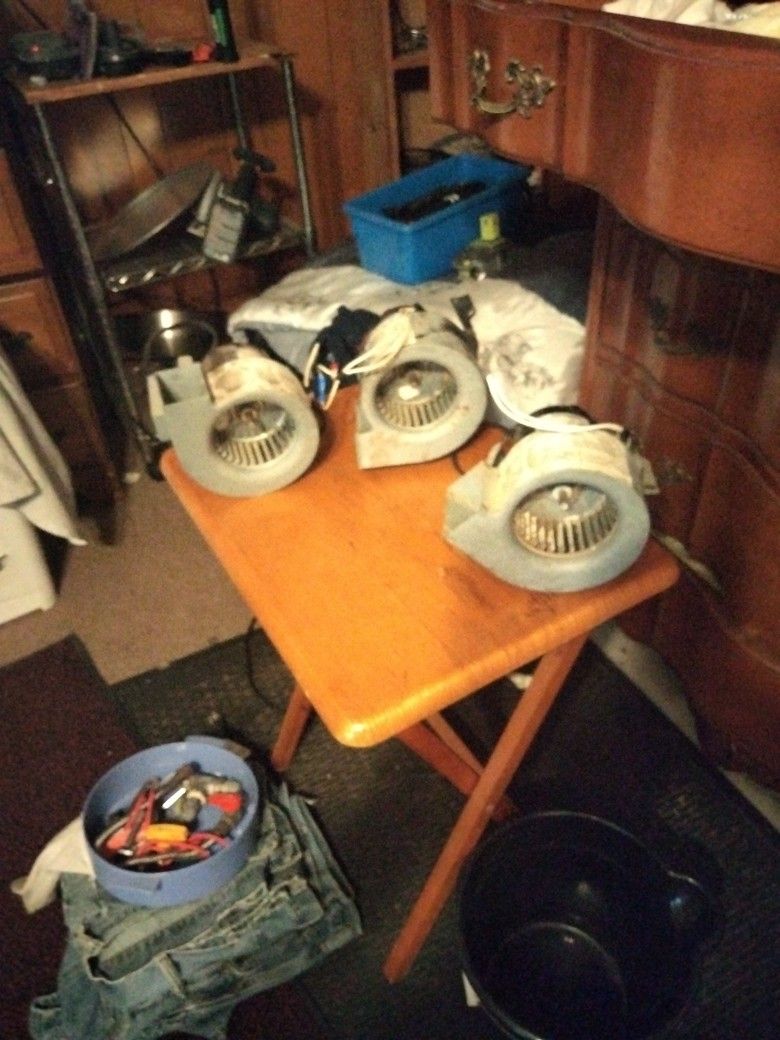 Blower Motors Out Of Propane Furnaces $20 Each m