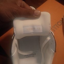 Louis Vuitton Sneakers 