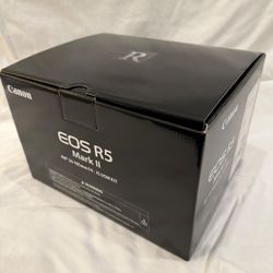 Canon EOS R5 Mark II RF24-105mm F4 L IS USM Lens Kit